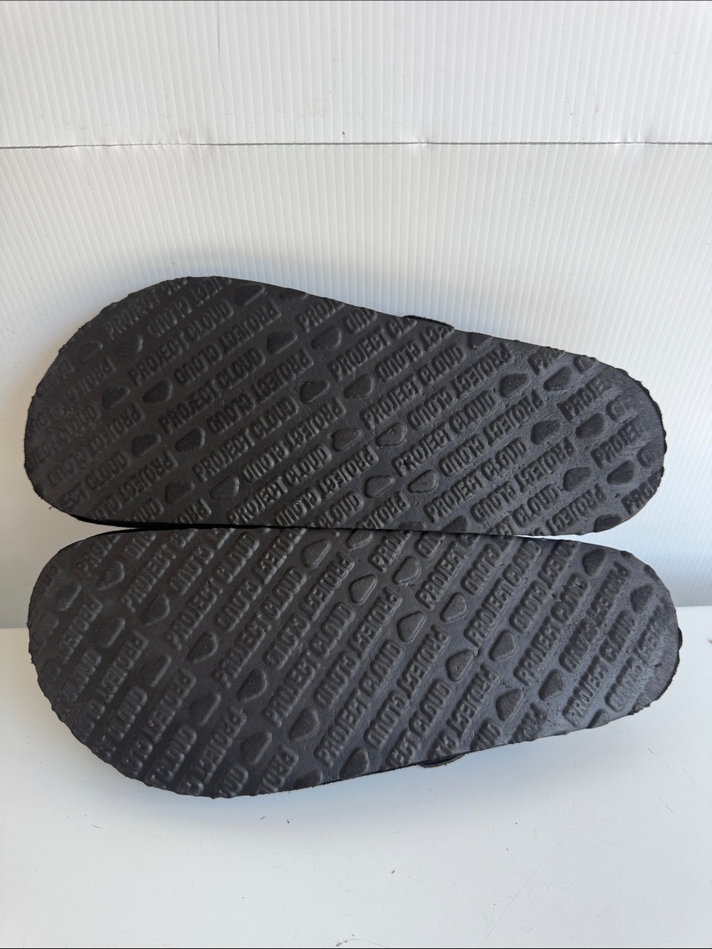 PROJECT CLOUD BENTON CLOG SANDAL SIZE 10 BLACK SUEDE CORK FOOTBED MEMORY FOAM - Picture 7 of 8
